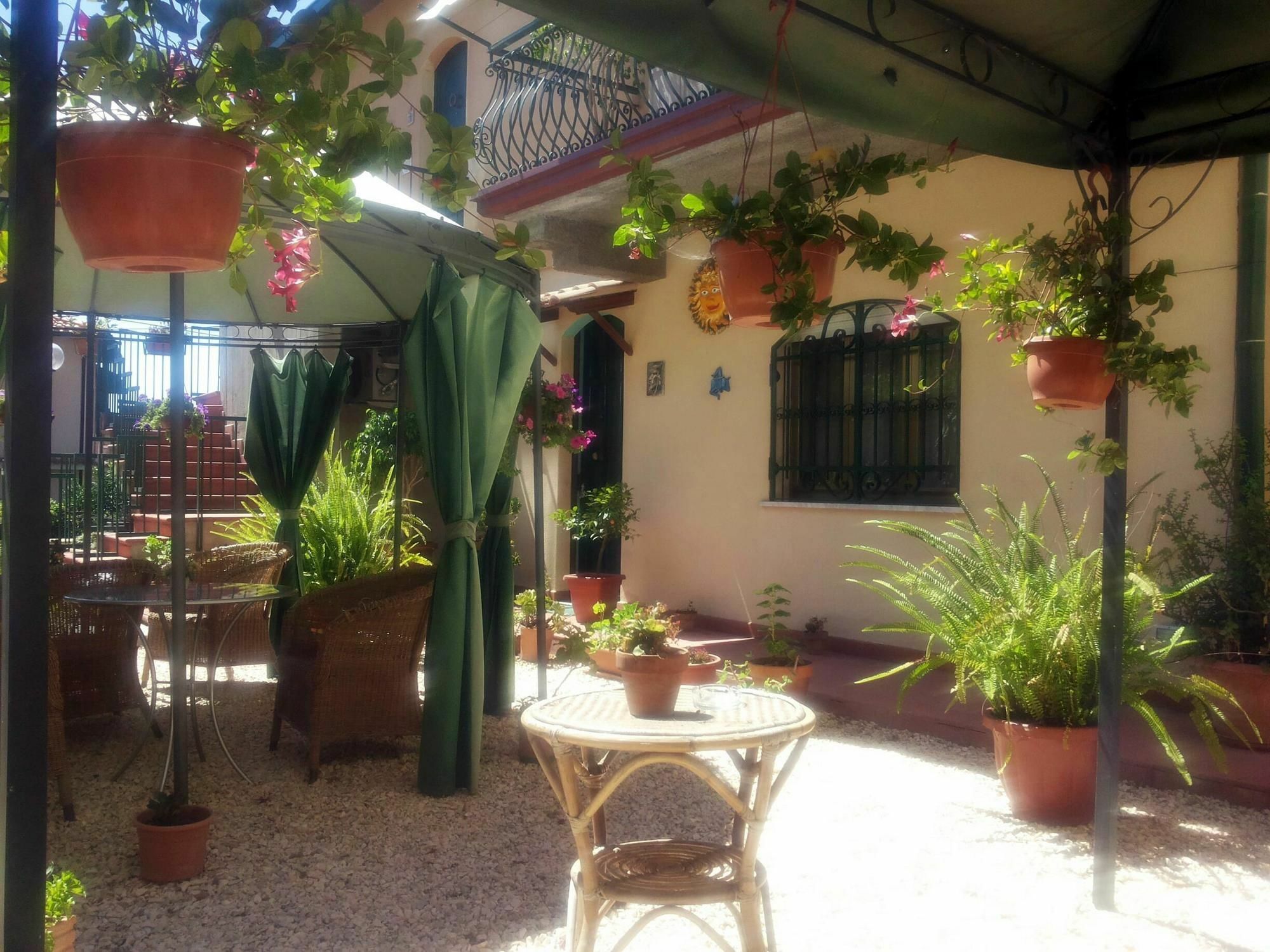 Bed And Breakfast Rosangela Taormina Exterior foto